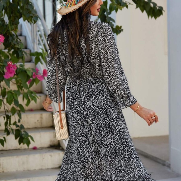 leopard print black ruffle v neck black dress - Picture 5 of 7